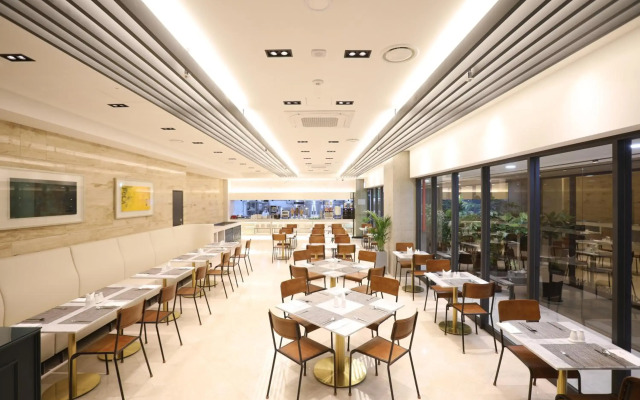 Bundang (Seohyeon) Business Hotel Kind-KYND
