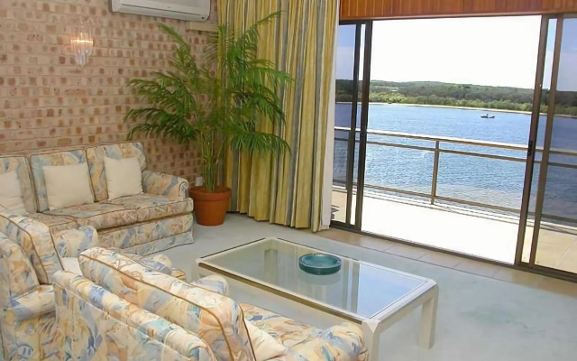 Aqua Linea 7 Noosa Parade 82