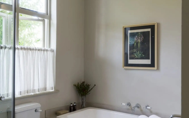 Cape Vue Country House