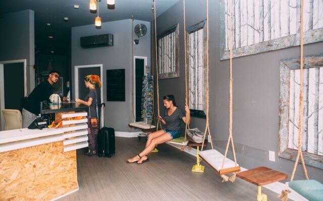 HI San Diego Downtown - Hostel