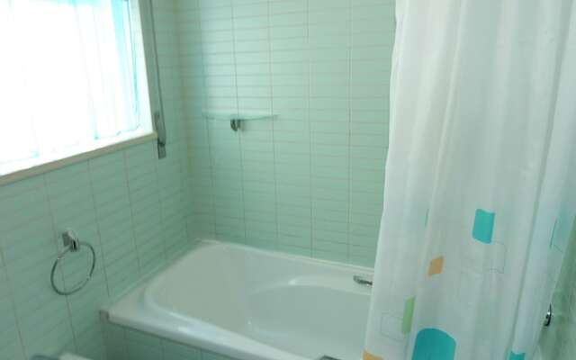 B28 - Stylish Typical House by DreamAlgarve