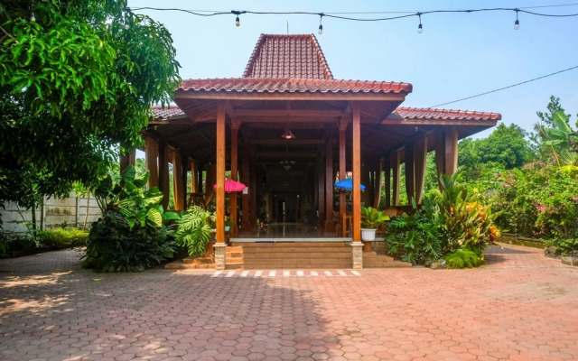 RedDoorz @ Homestay Joglo Ibu Prambanan Yogyakarta