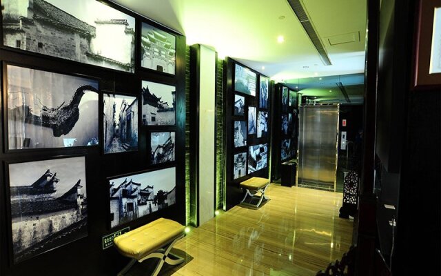 Lanting Fashionable Hotel