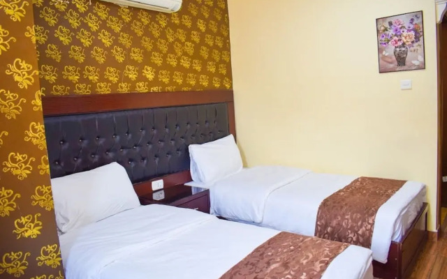 Hotel Prestige