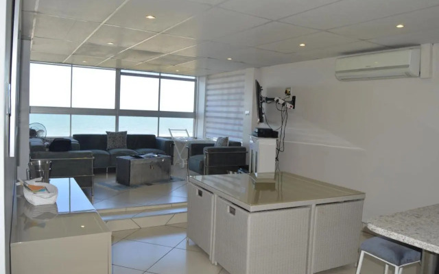 Accommodation Front - Classy 4 Sleeper with Ocean Views