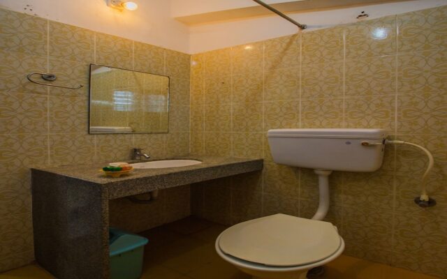 OYO 12902 Home Vibrant Stay Candolim