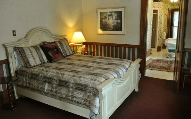 White Swan Inn Bed & Breakfast