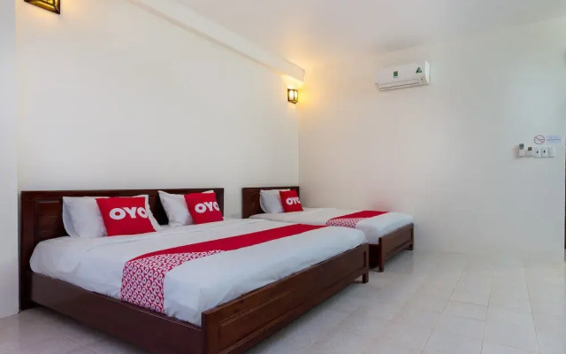 OYO 949 Sky Garden Resort