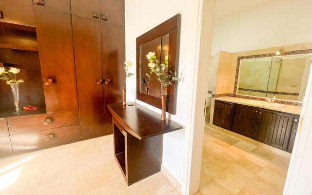 Luxury 4 bedroom villa with a heated pool