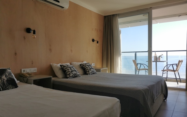 Sun Hotel by En Vie Beach - Adults Only