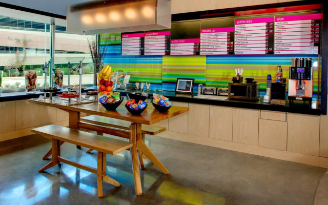 Aloft Austin at The Domain