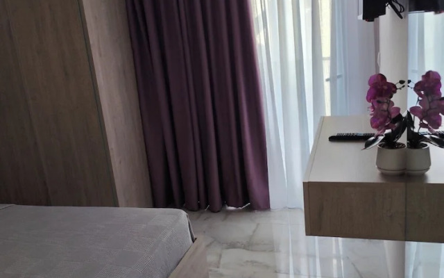 Casa Helone 2
