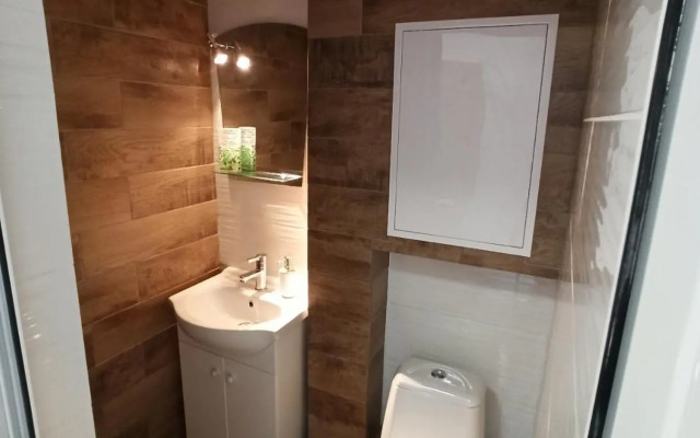 Top Center Nice View Studio