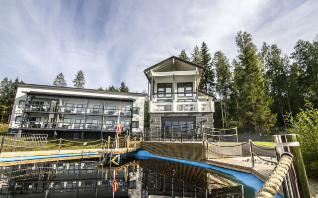 Hotel Aateli Lakeside