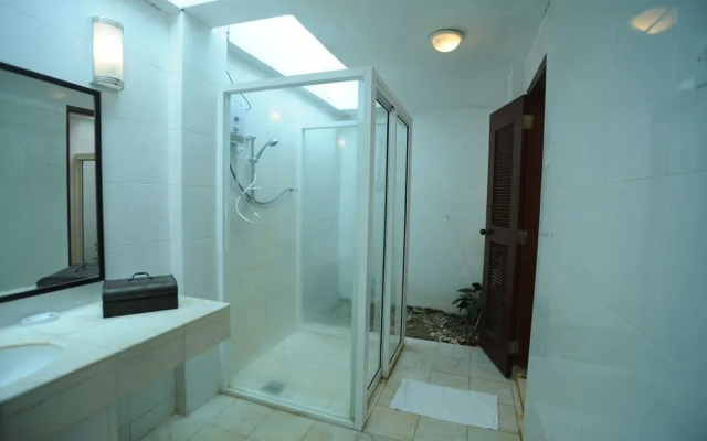 Sari Pacifica Resort & Spa Sibu Island