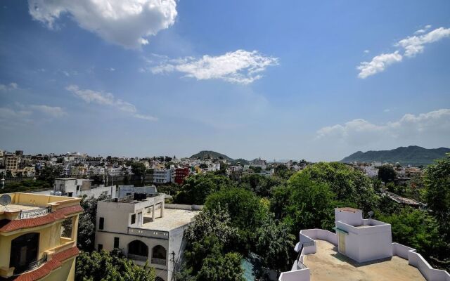 OYO 19642 Shiv Villa