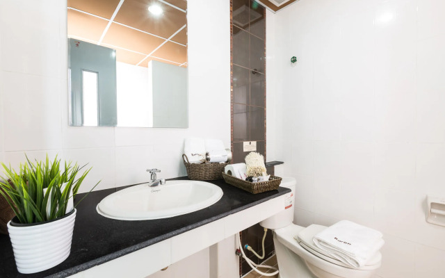 Baron Residence Bangkok