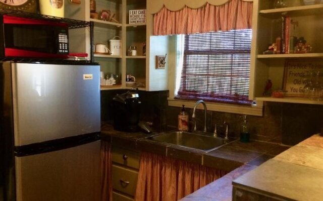 The Old Liberty Schoolhouse B&B