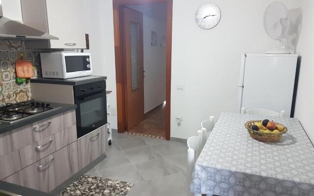 Casa Vacanze Fronte Mare Calasetta "CA' U CAPPUN"