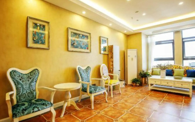 Xihuan Hotel (Chengdu Zhaojue Temple South Road Metro Station)