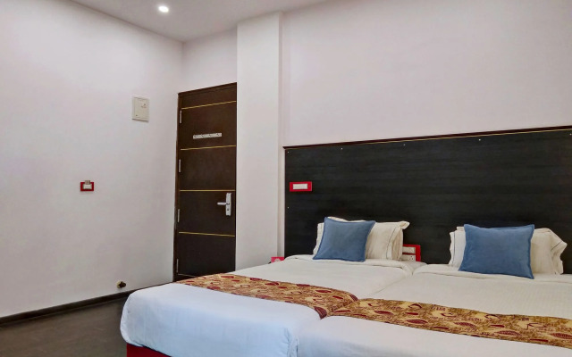 Roo Luxury Boutique Hotel by OYO Rooms
