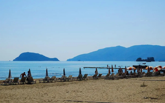 Andreolas Beach Hotel