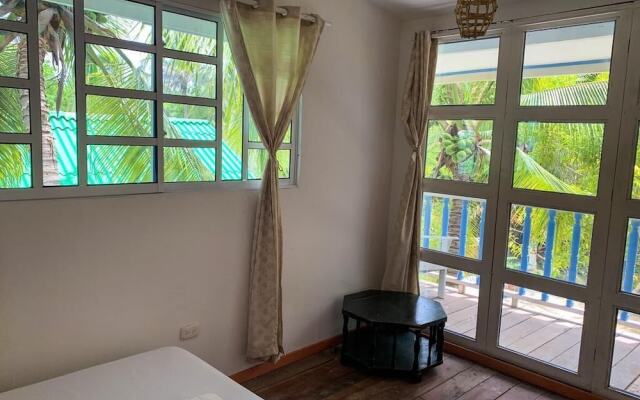 Eco Hotel Casa Lola - Hostel