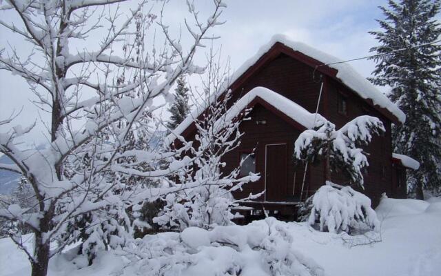 Harnett's Holiday Home
