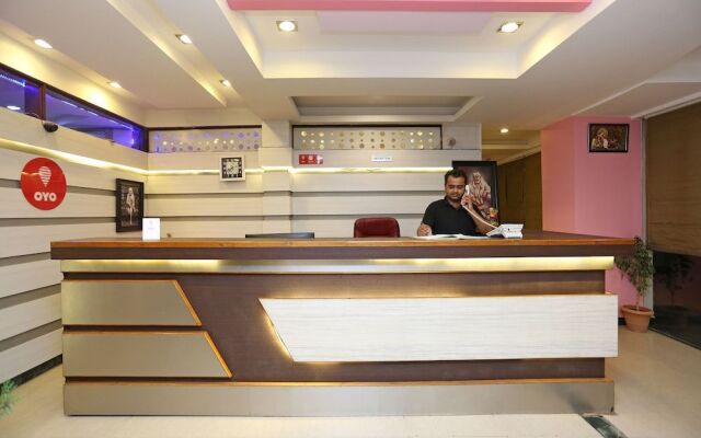 OYO 10733 Hotel Kingdom of Sai
