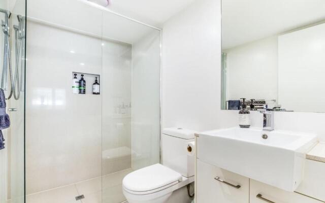 Luxurious 3BDR Townhouse in Great Location