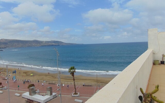 Las Canteras Seaview I by Canary365