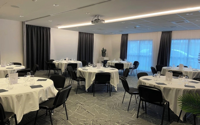 Holiday Inn Dijon Sud Longvic by IHG