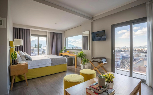Chroma Fashion Rooms & Apartments