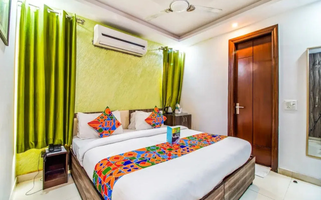 Royal Comfort Castle By FabHotels