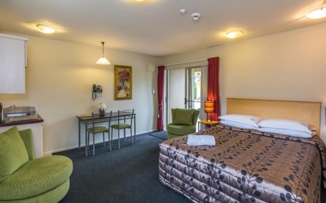 Roma on Riccarton Motel