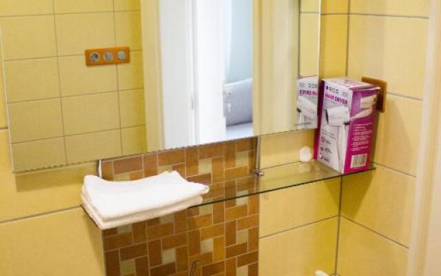 Makotel Apartmanház