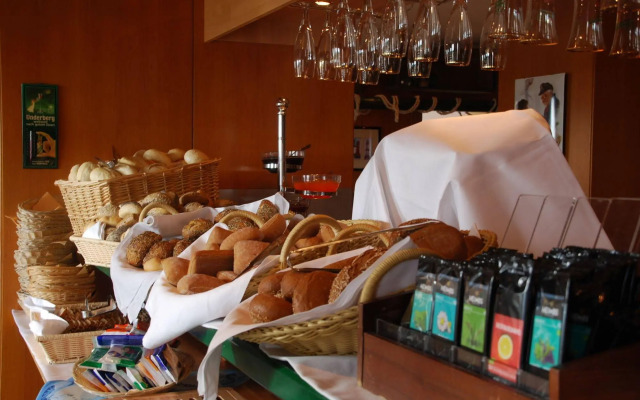 Strandhotel Bansiner Hof