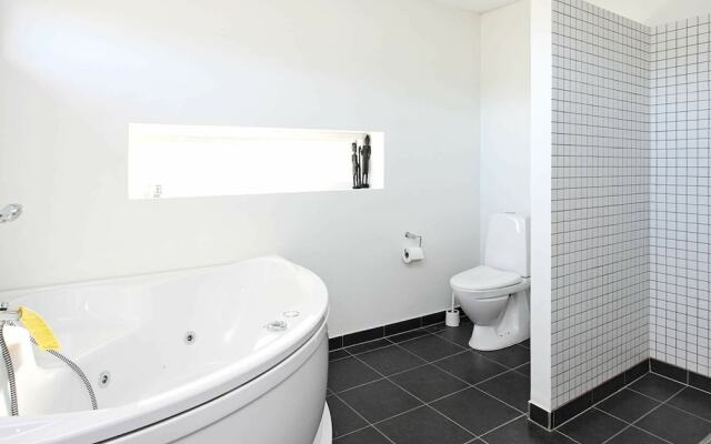 Charming Holiday Home in Ålbæk With Indoor Whirlpool