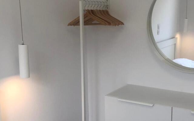 Modern Apartment 10mins from the Beach