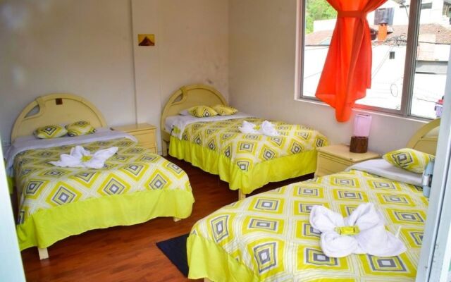 Hostal Santa Cruz Backpackers