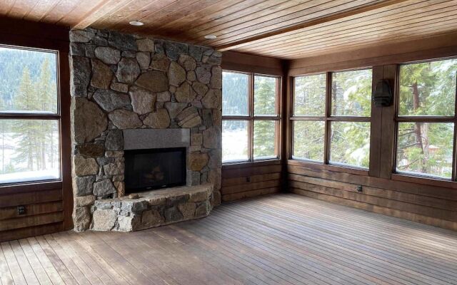 Paradise Nest