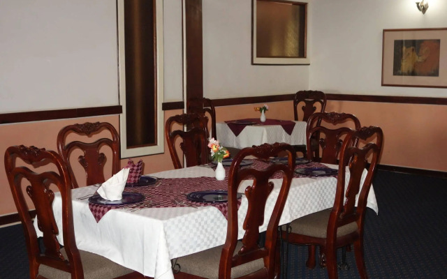 Islet Hotel