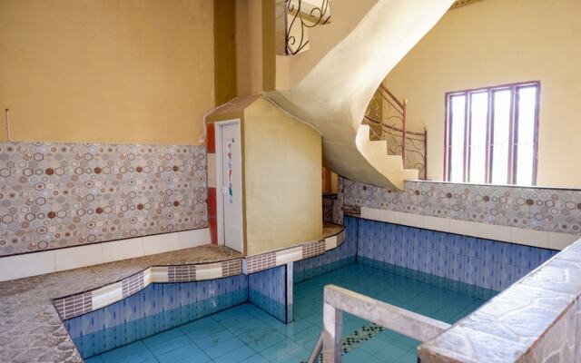 RedDoorz near Betoambari Airport Bau Bau