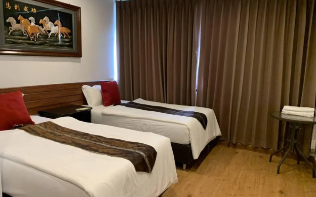 Longzhu Guesthouse