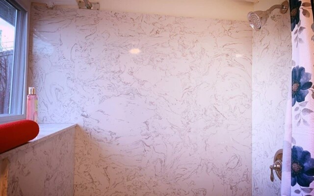 Arboretum View 3 BR House