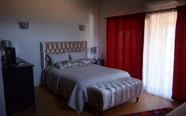 Naturalife Farm Hotel