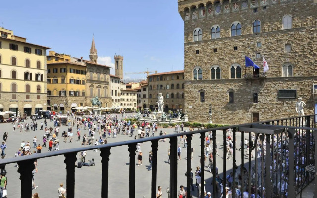 Art and Luxury Apartments