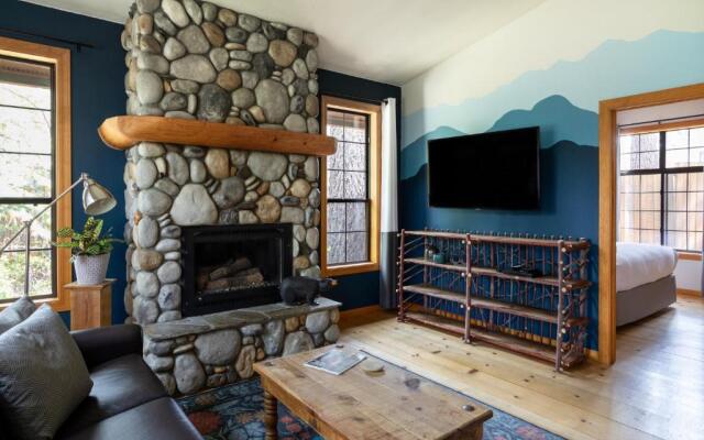 Black Bear Lodge