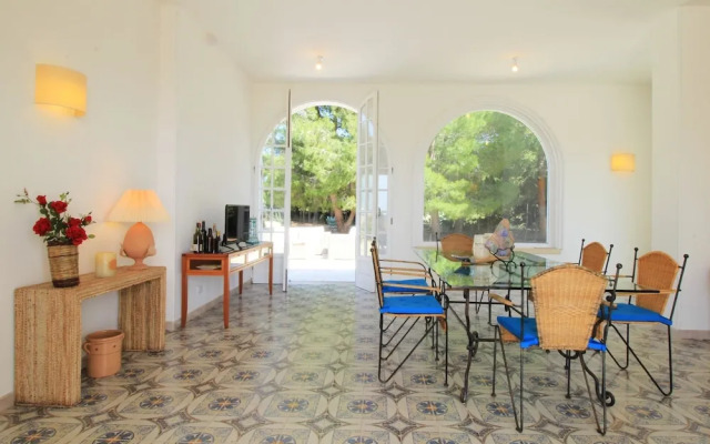 Perla Bianca Luxe Villa