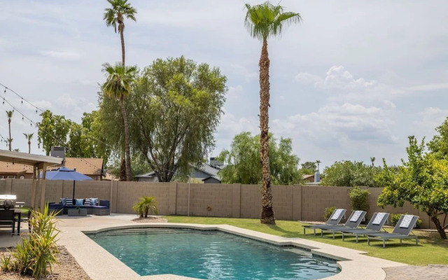 Scottsdale Sahuaro 4 Bedroom Home by RedAwning